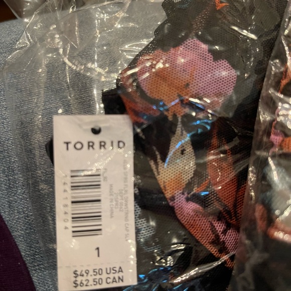 NWT Torrid Black Floral Mesh Drawstring Cap Sleeve Longline Bralette - Picture 11 of 11